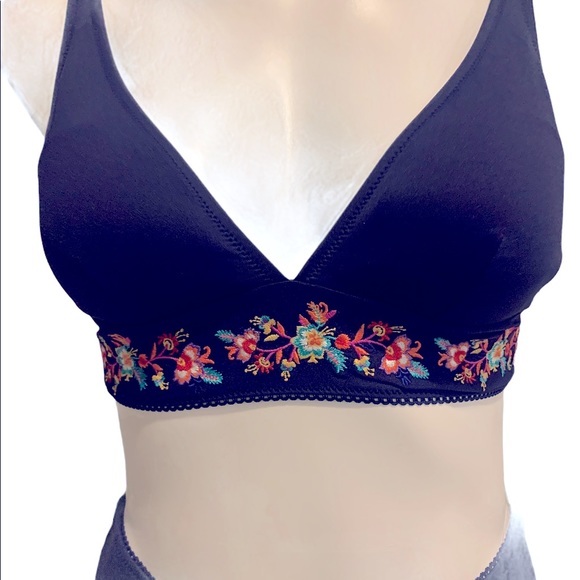 Johnny Was High waisted 2piece bikini. - Picture 5 of 6